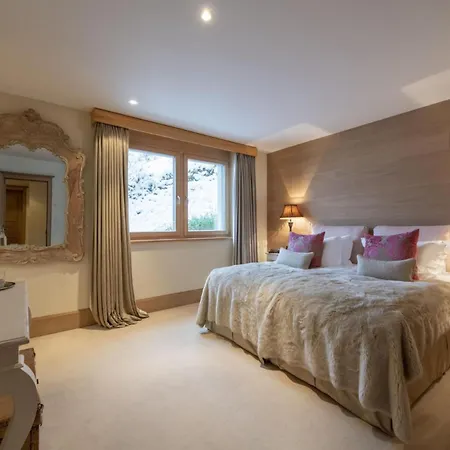 Charm: Cozy Up In A High-altitude * Kitzbühel